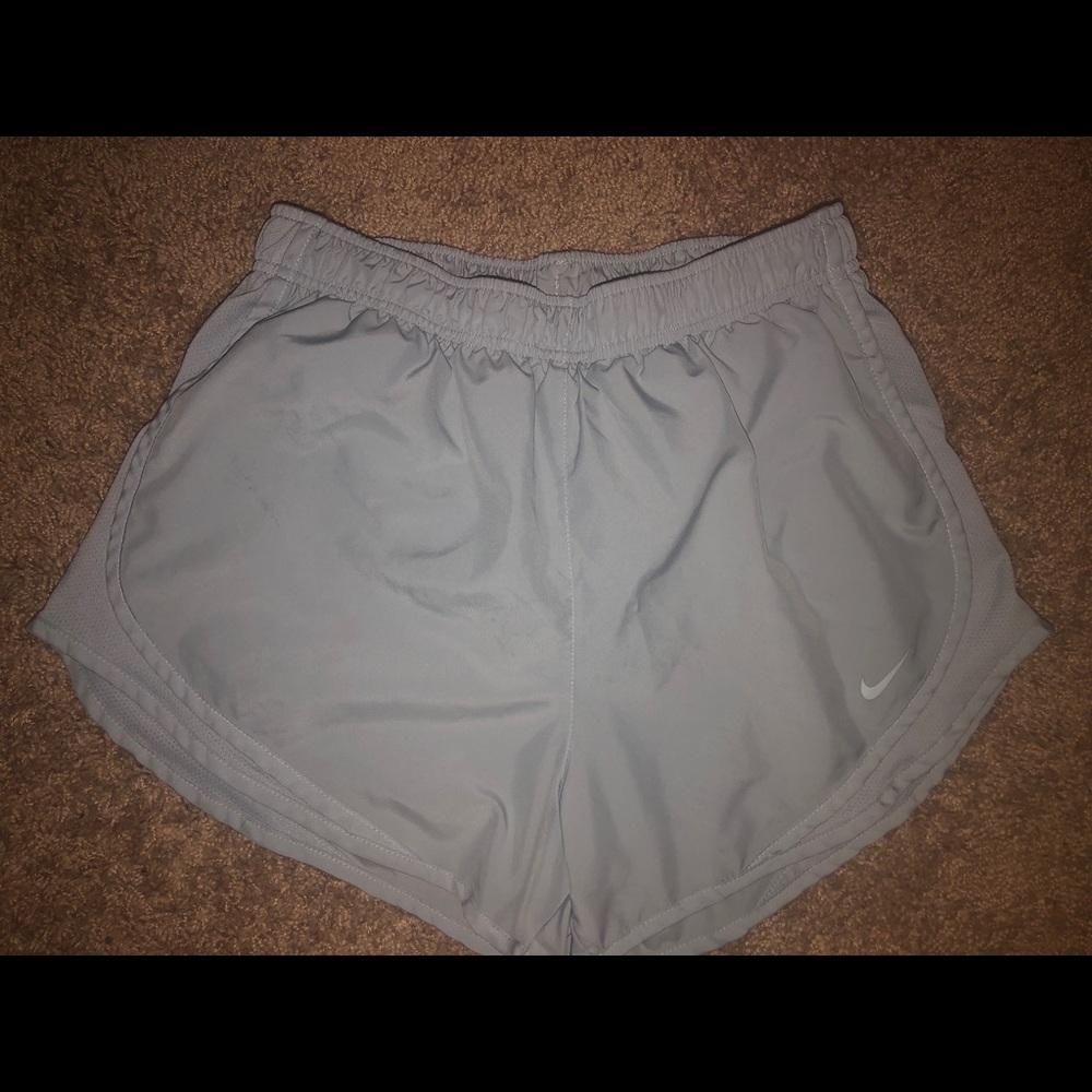 Nike TempoRunning Shorts